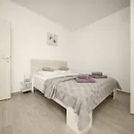 Stefanio Apartamento *