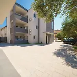 Stefanio فوديس